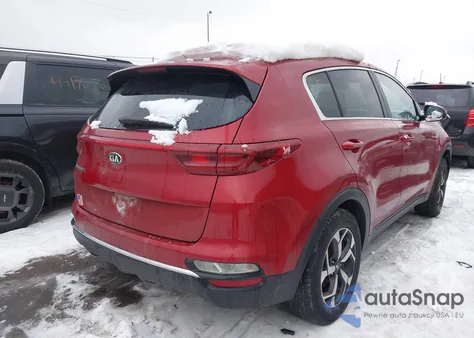 2021 Kia Sportage Lx z USA, uszkodzony, nr VIN KNDPMCAC7M7875554